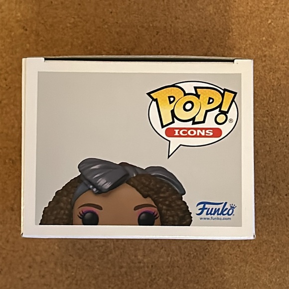 🆕 FUNKO POP! Icons Whitney Houston (#70) - Picture 2 of 9